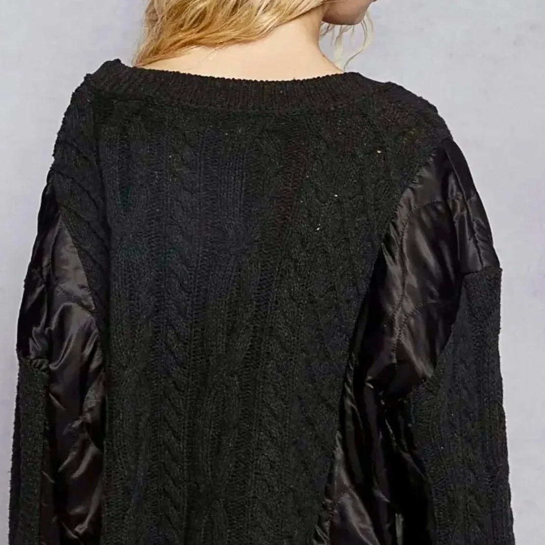 POL - V-Neck Long Sleeve Twist Knit Contrast Pullover