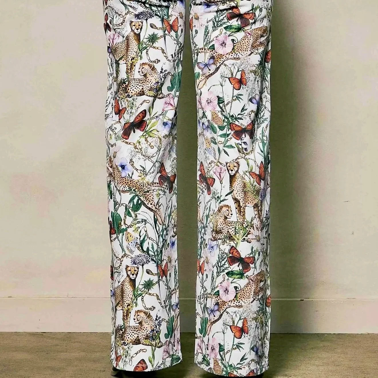 Vibrant M.I.U - Dreamy Floral Wide Leg Jeans