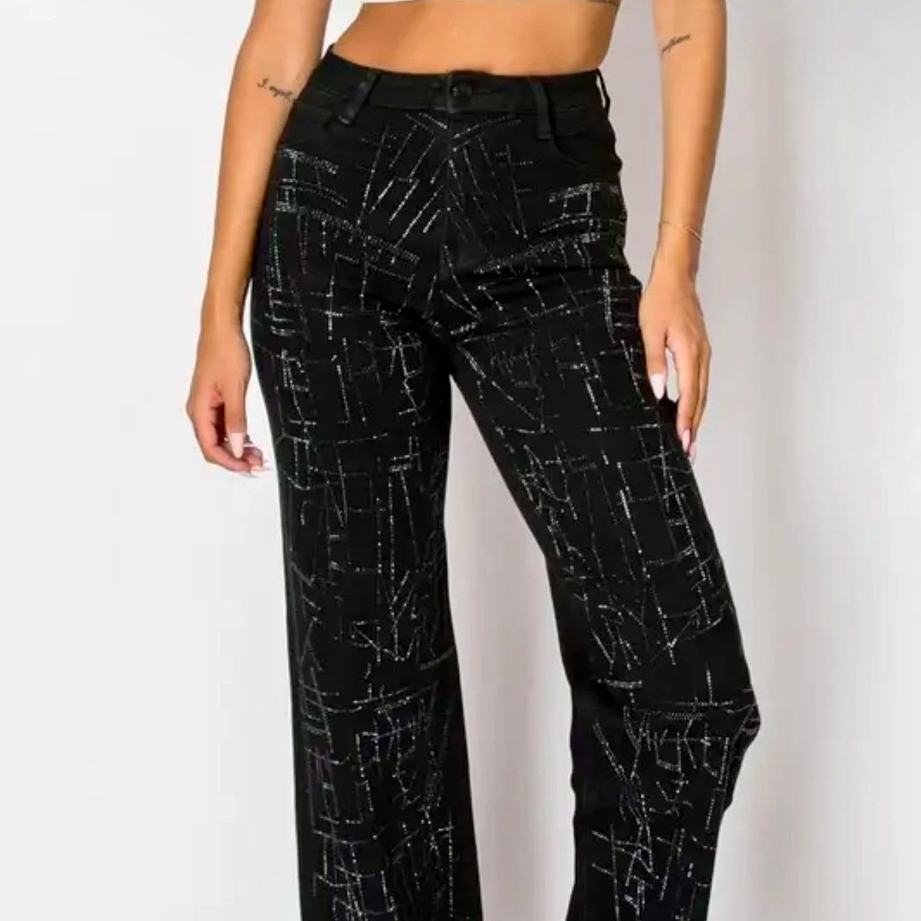 Nina Rossi Jeans - Embellished Straight Cut Black Denim Jeans