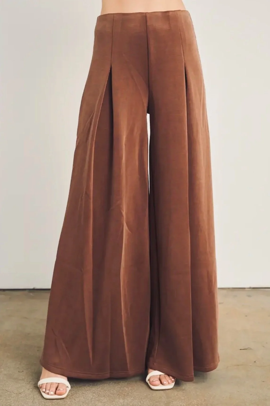 Anwnd - Two Piece Lounge Set