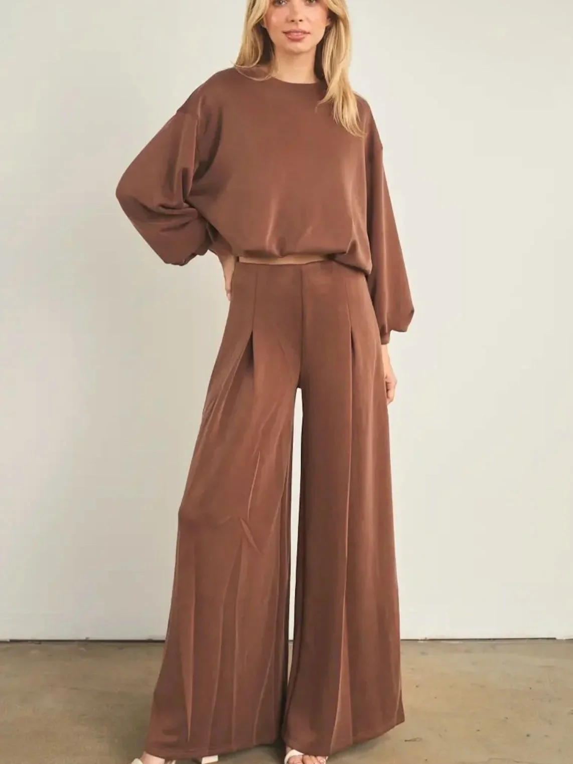 Anwnd - Two Piece Lounge Set