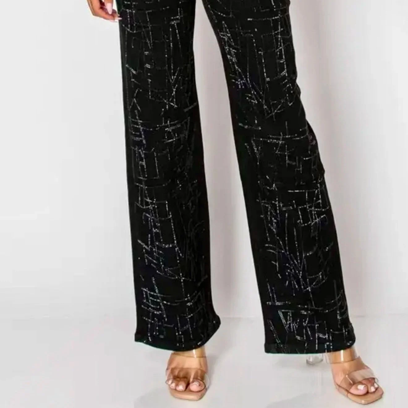 Nina Rossi Jeans - Embellished Straight Cut Black Denim Jeans