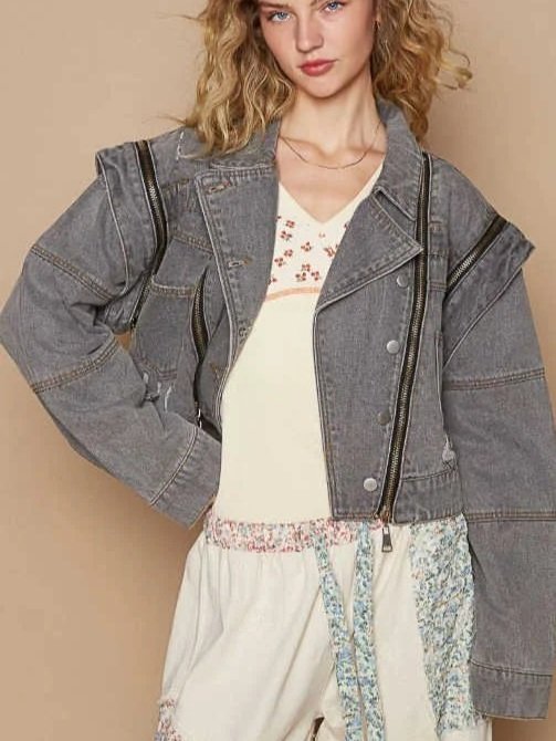 POL- Oversized denim jacket with zipper detail