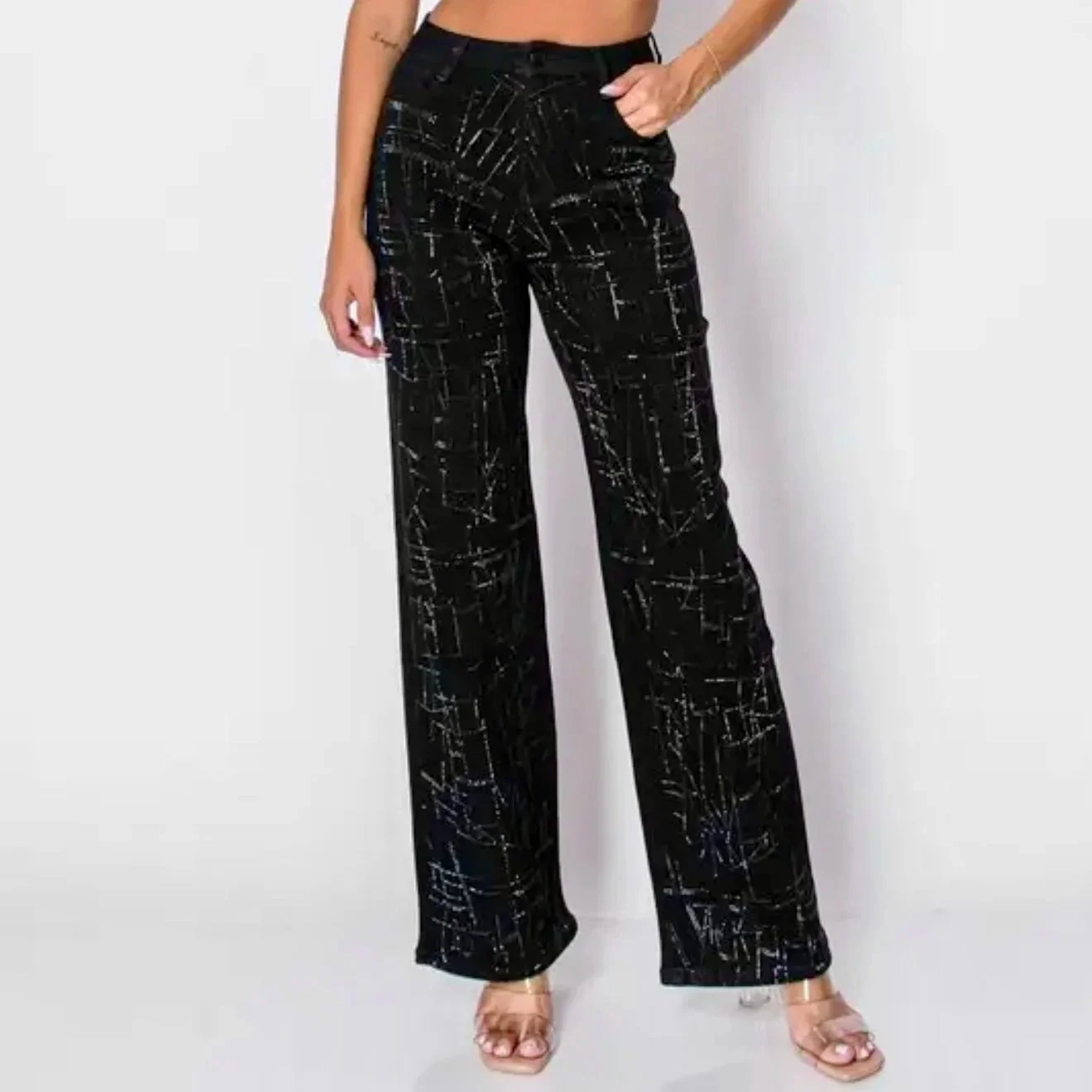 Nina Rossi Jeans - Embellished Straight Cut Black Denim Jeans