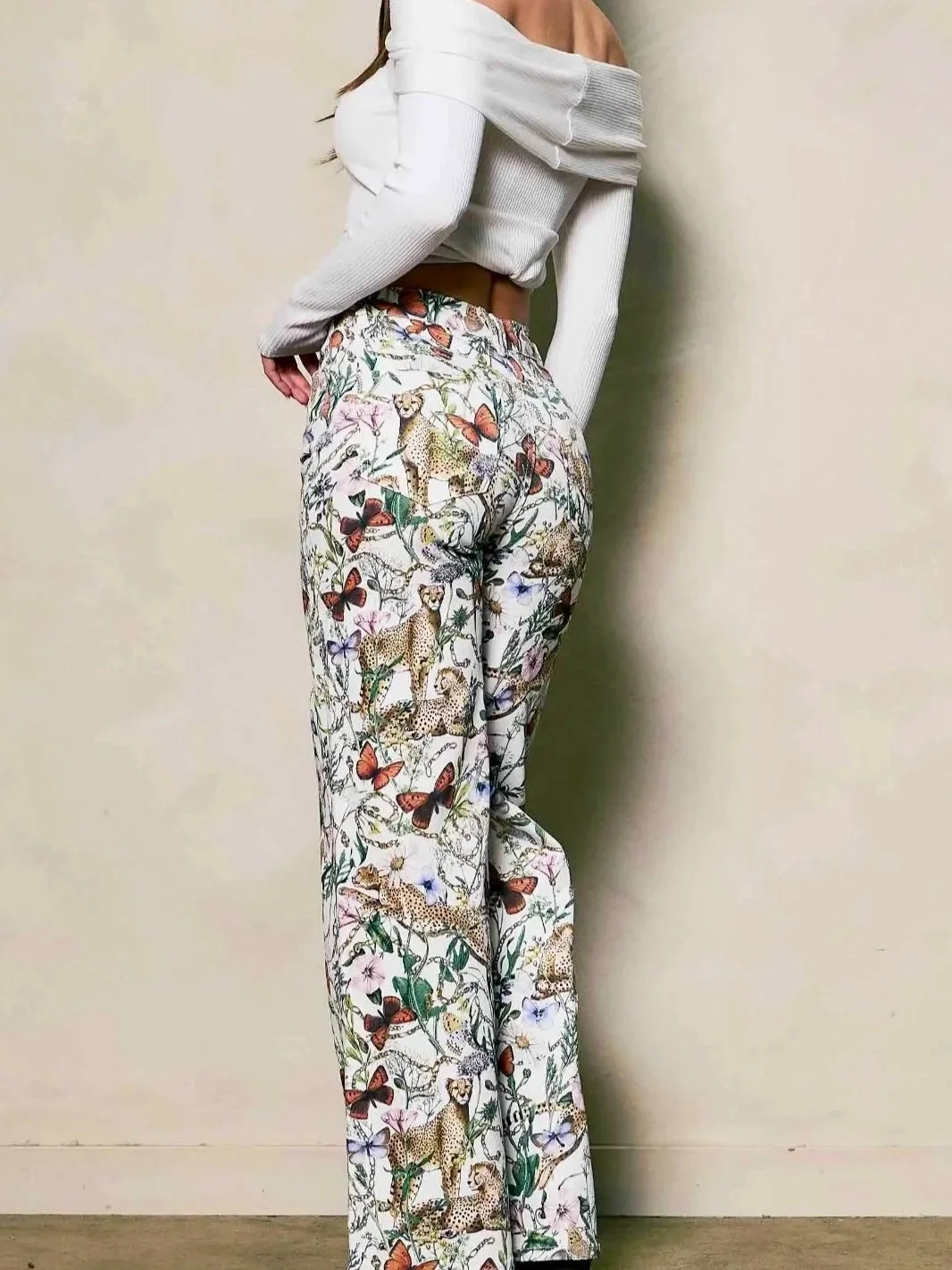 Vibrant M.I.U - Dreamy Floral Wide Leg Jeans
