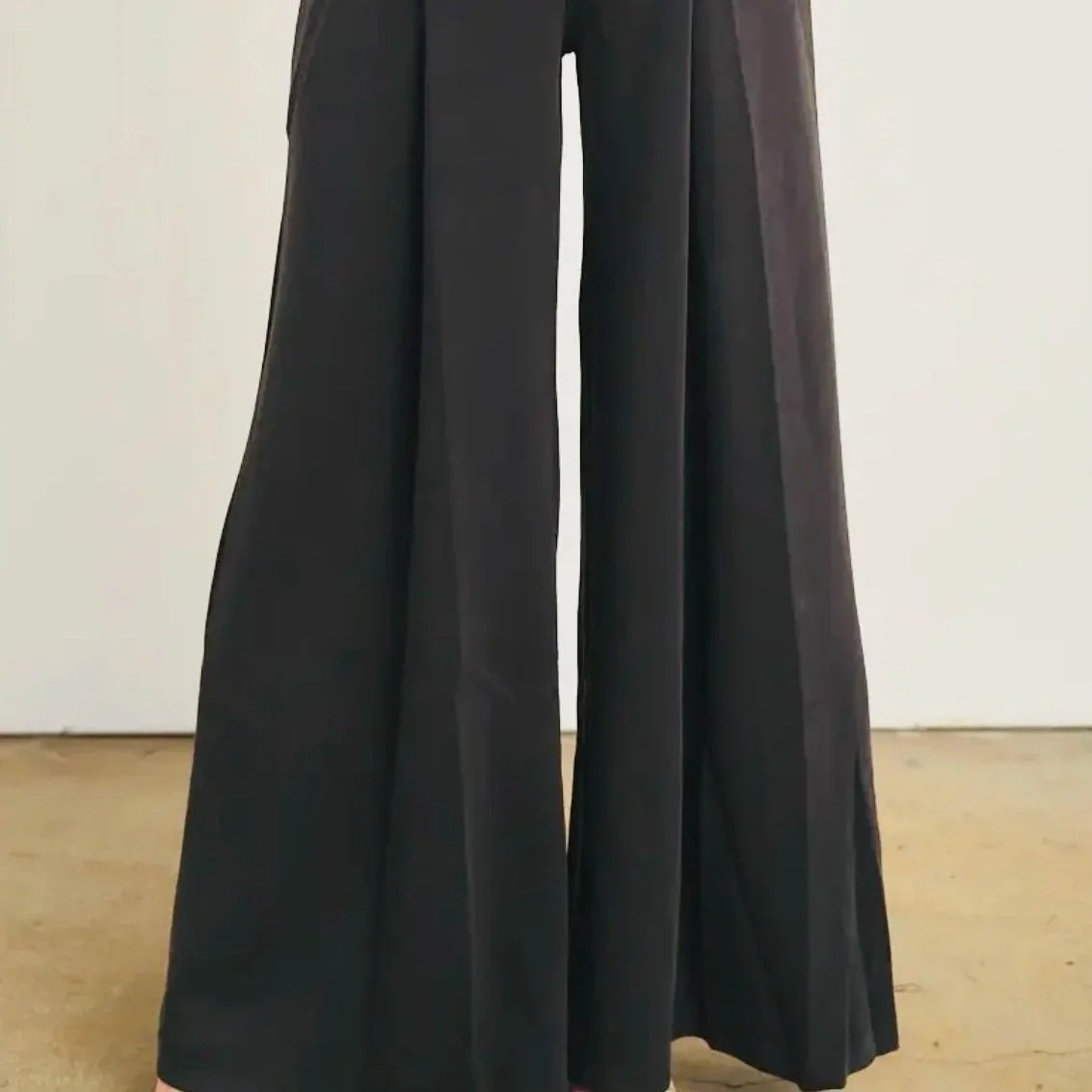 Anwnd - Two Piece Lounge Set