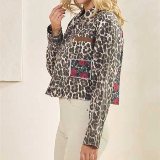 Veveret - Leopard & Rose Denim Jacket With Floral Contrast