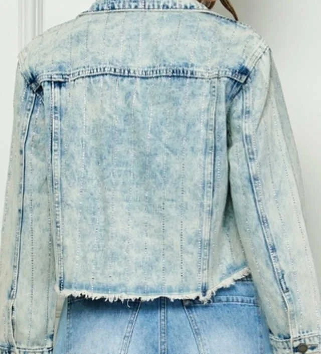 Veveret - Striped Rhinestone Distressed Denim Jacket