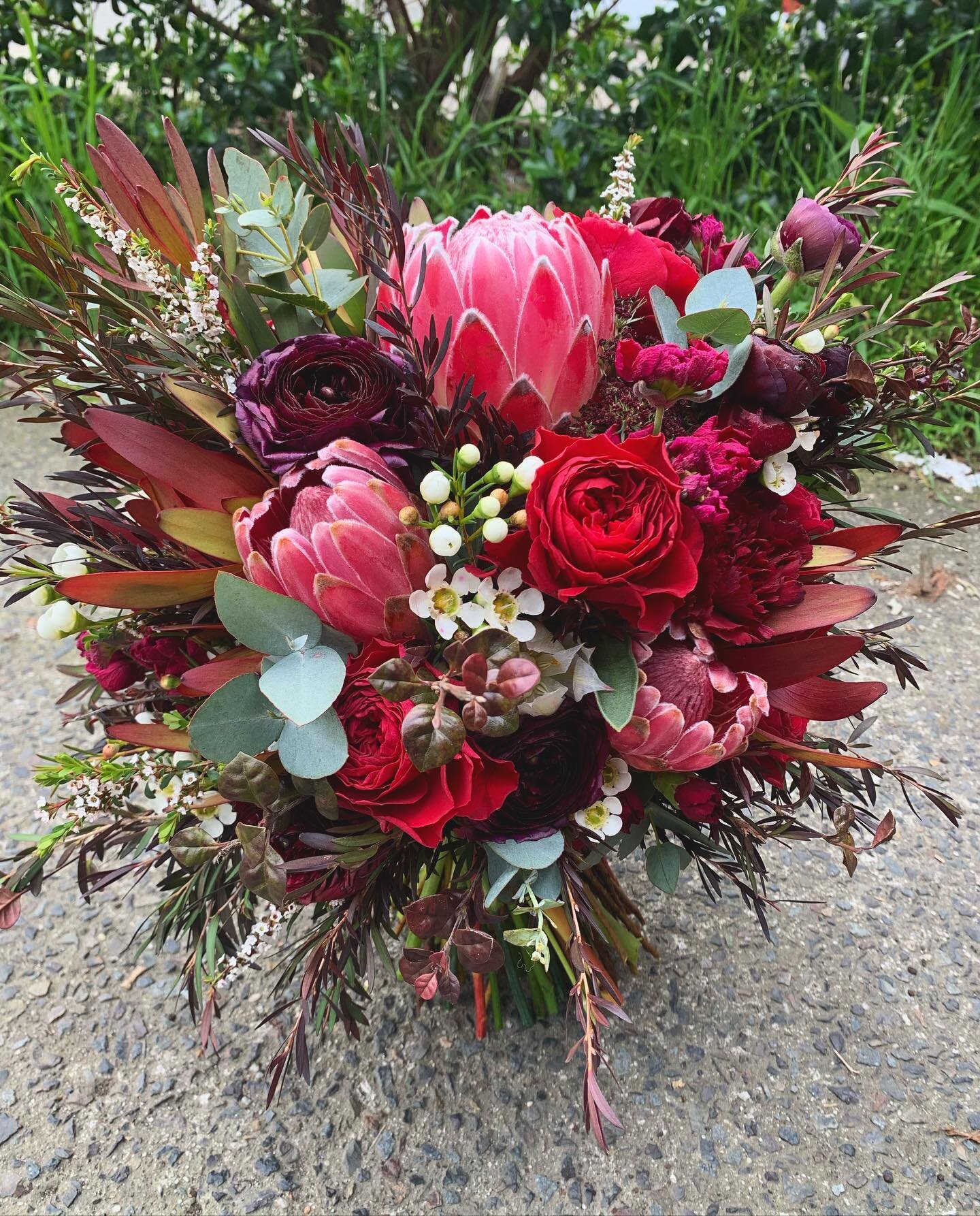Spring has sprung and wedding season is back with a bang! It was so fun to be out and doing our thing with three weddings over the weekend! I mean check out the beautiful flowers in this burgundy and native inspired bouquet. As weddings usually fall 