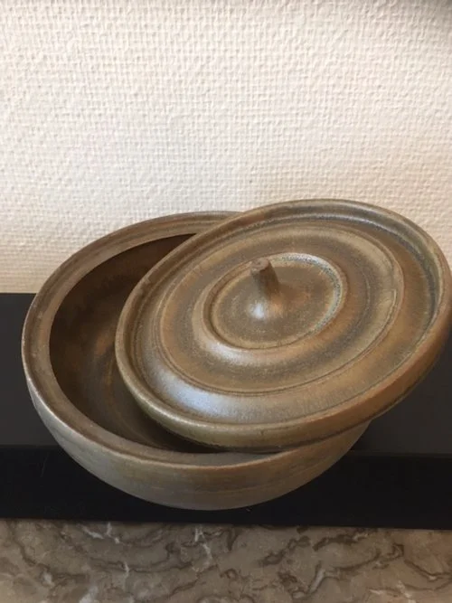 kommetje met deksel.JPG