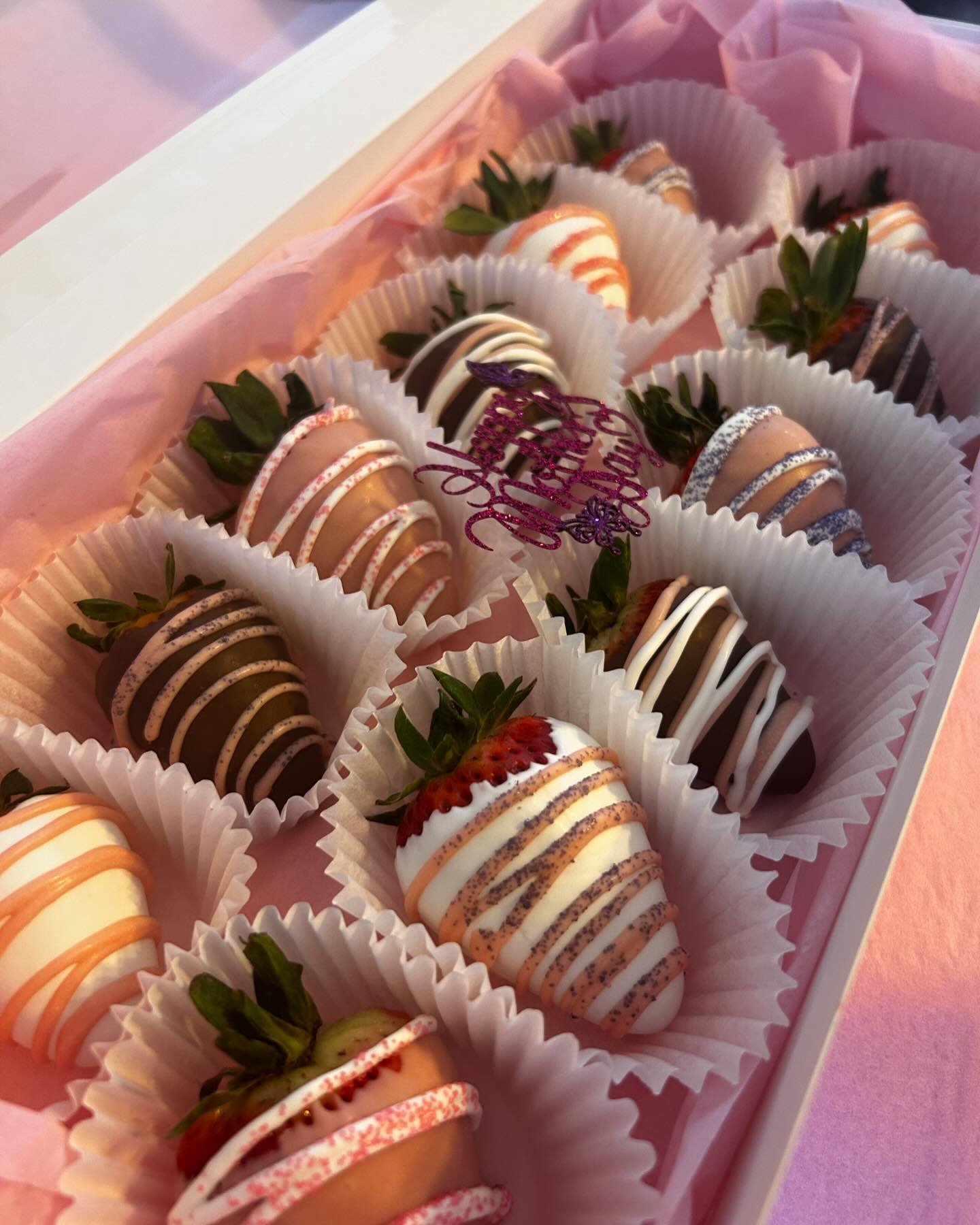 Available tomorrow! Lots of beautiful and delicious chocolate dipped strawberries for Mother&rsquo;s Day ! 
We will have 4 packs, 6 packs and full dozens ! 
And mini cheesecakes and so much more !!

Open Saturday 11am-8pm
491 s main st suite 6 cedar 