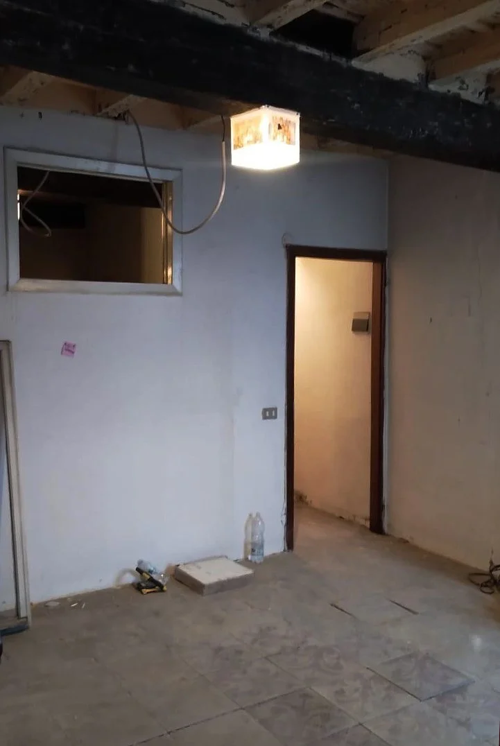 Lounge before renovation