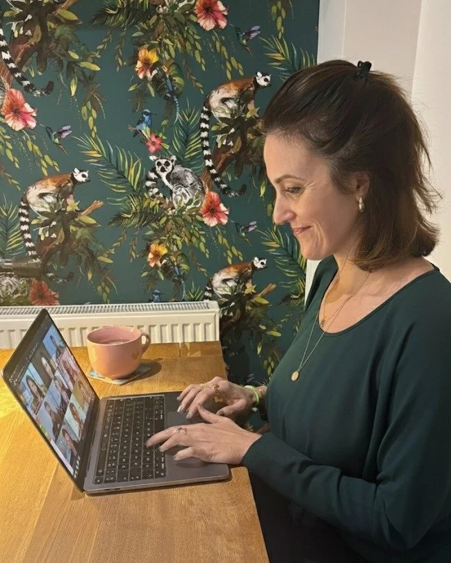 Join our second Monthly Connector Session this Friday at 12 pm GMT in my free online community! ✨

I had some great feedback from the last session, and I don&rsquo;t want you to miss out!

In this month&rsquo;s connector session, I will host a 20&nda