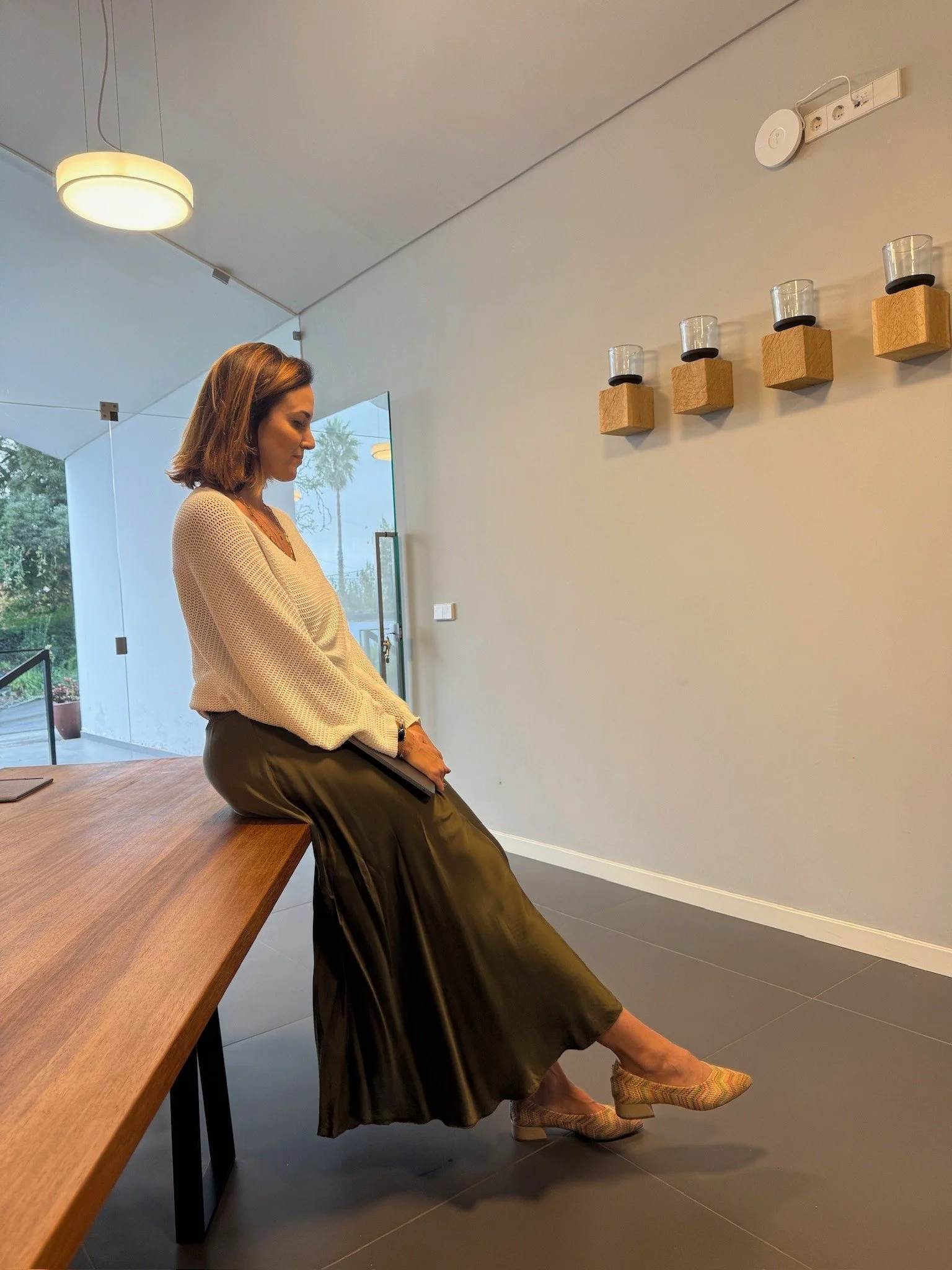 You&rsquo;ve achieved everything you thought that would make you happy.

The title.

The salary.

The success(es)

Yet somehow&hellip; You still feel stuck,  like you&rsquo;re living someone else&rsquo;s life, abiding to their rules, the structure, a