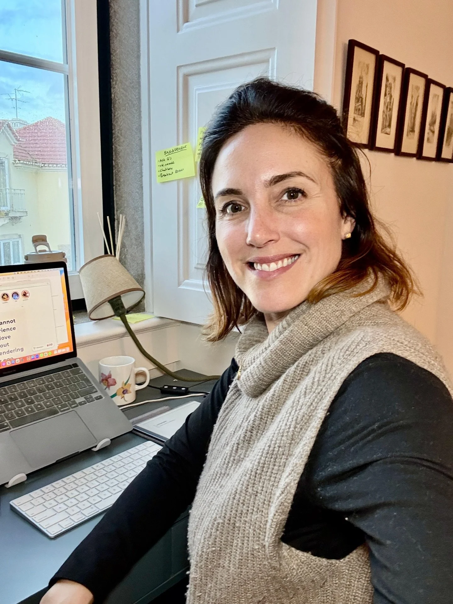 ✨ The Portfolio Career Mastermind launches TONIGHT! ✨

After a lot of blood, sweat and tears (ok no tears were had 😉) from both myself and my assistant Laura, I am beyond proud and honestly so excited to be launching this with an already incredible 