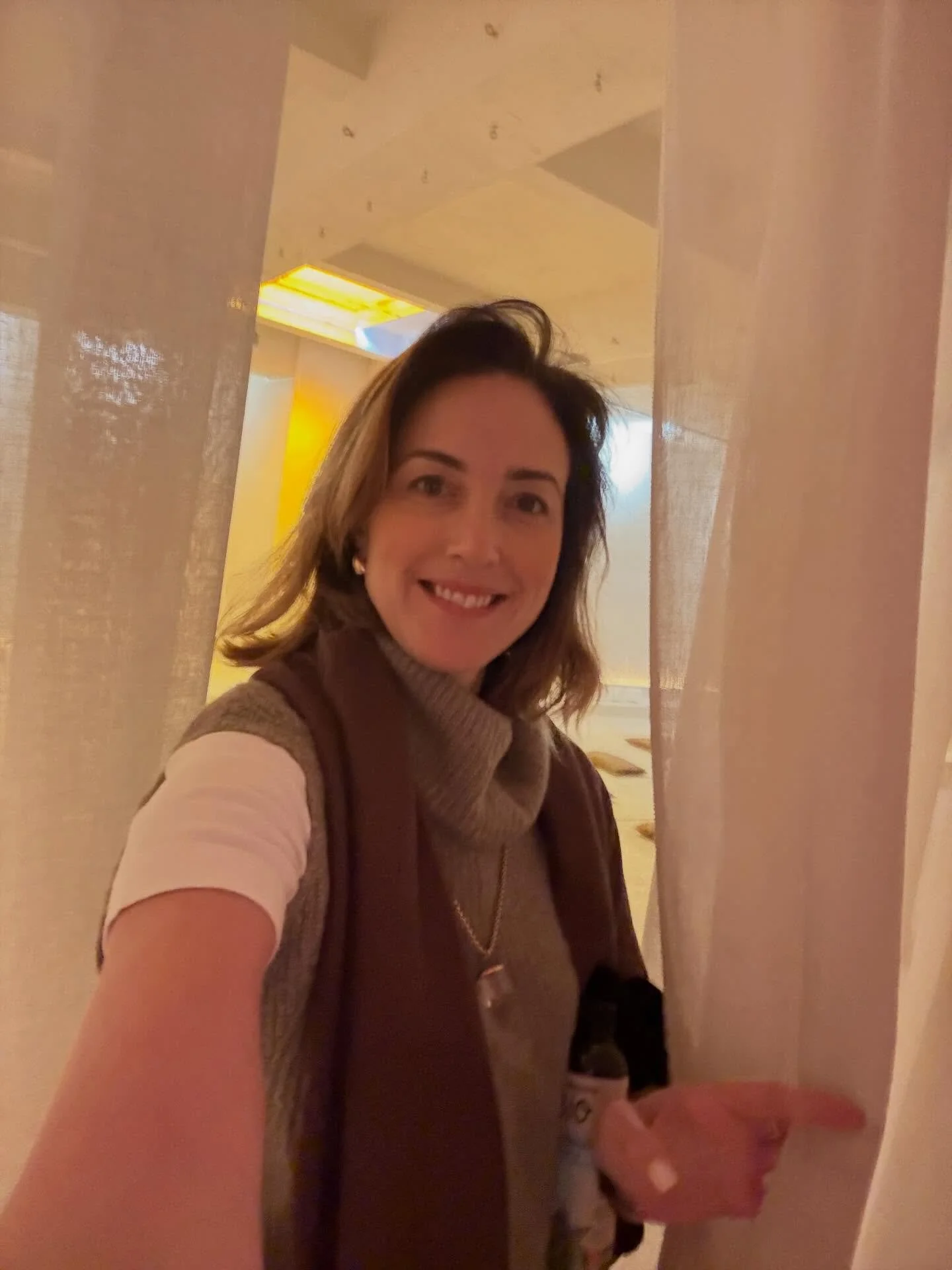 Can you feel successful and grief simultaneously ?

Coming out of a breathwork and dance experience this weekend I had this reflection.

My initial thoughts were yes. Of course we go through waves of emotions, of phases and feelings. 

But, from what