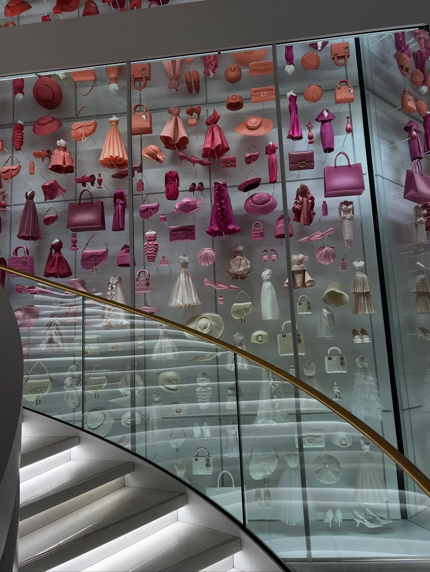 Spending my morning going through some photos and this is a Paris must do! La Galerie Dior completely took my breath away. Walking through the doors felt like stepping into the heart of Paris itself, where style, art, and history all come together in