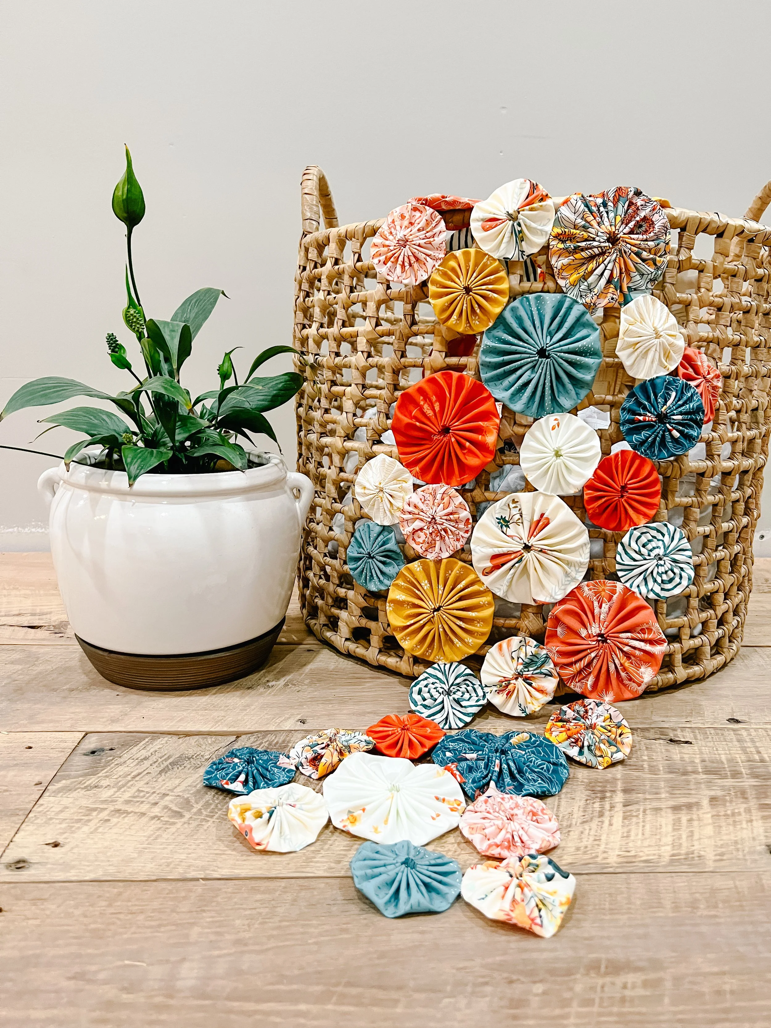 Timeless Elegance A YoYo Table Runner Tutorial — Martha Jane Creations