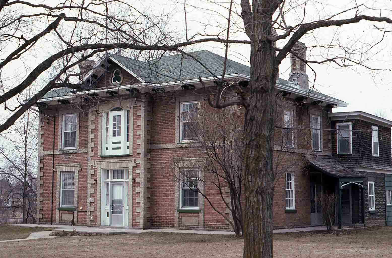 King Street East, Omemee, private dwelling, 1977