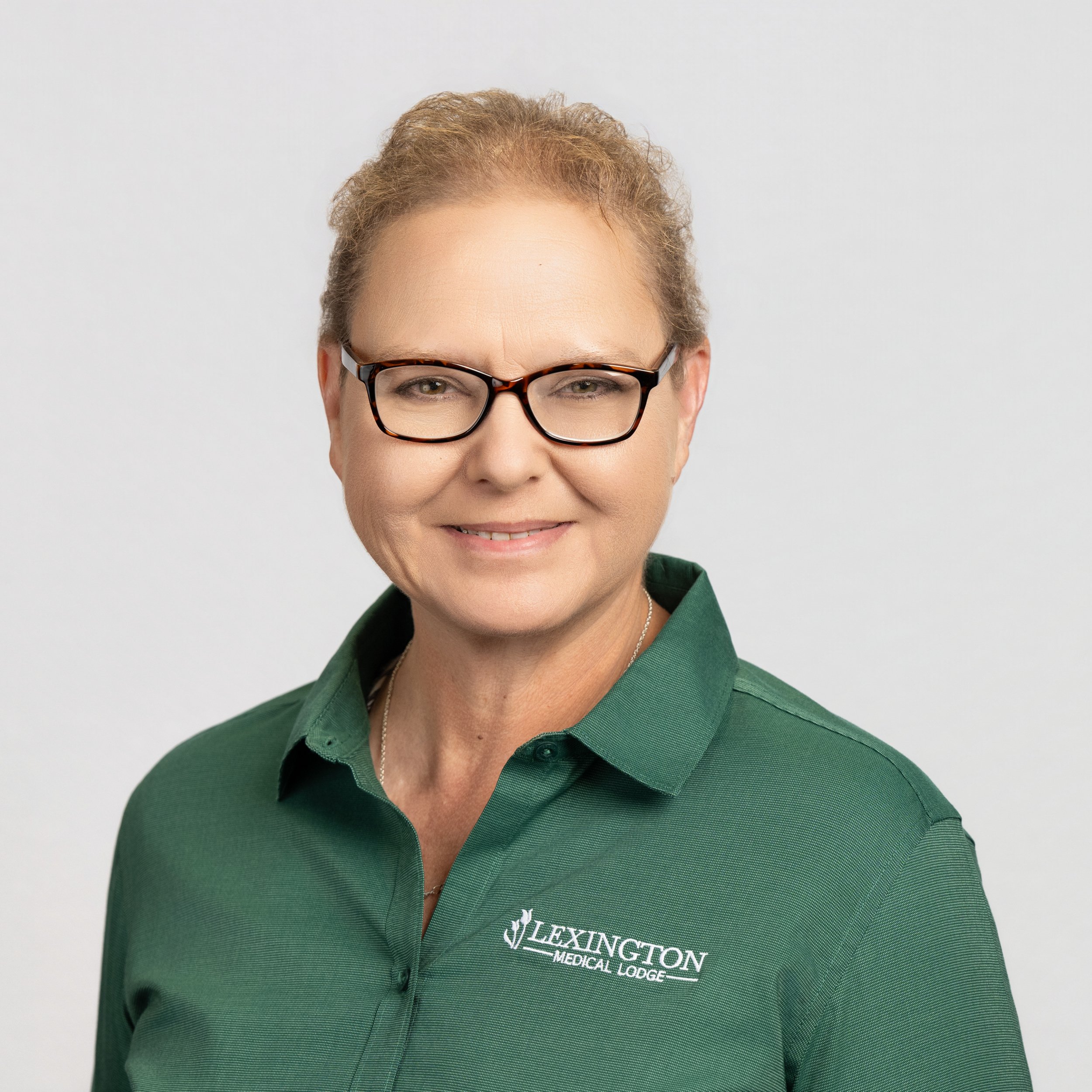 Kathryn Thomas Headshot