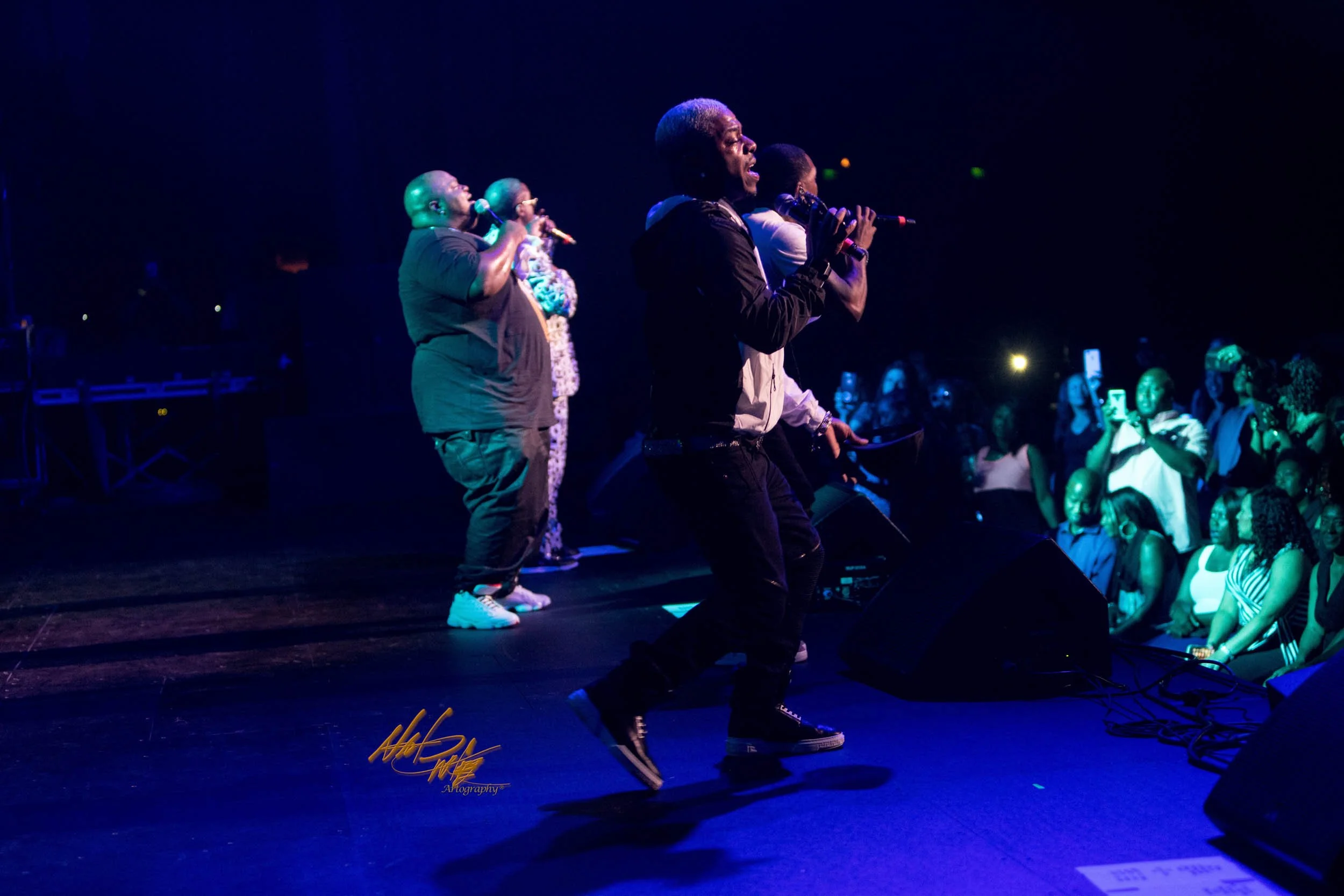 Concert photography featuring DRU HILL captured by Nat Carter for Nat Carter Artography. Copyright © Nat Carter Nat Carter Artography 2022 All Rights Reserved.
