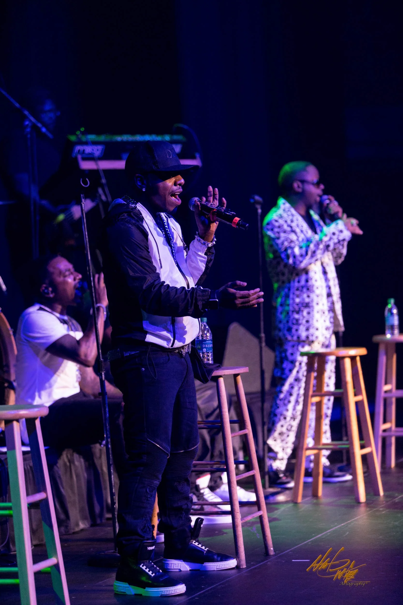 Concert photography featuring DRU HILL captured by Nat Carter for Nat Carter Artography. Copyright © Nat Carter Nat Carter Artography 2022 All Rights Reserved.