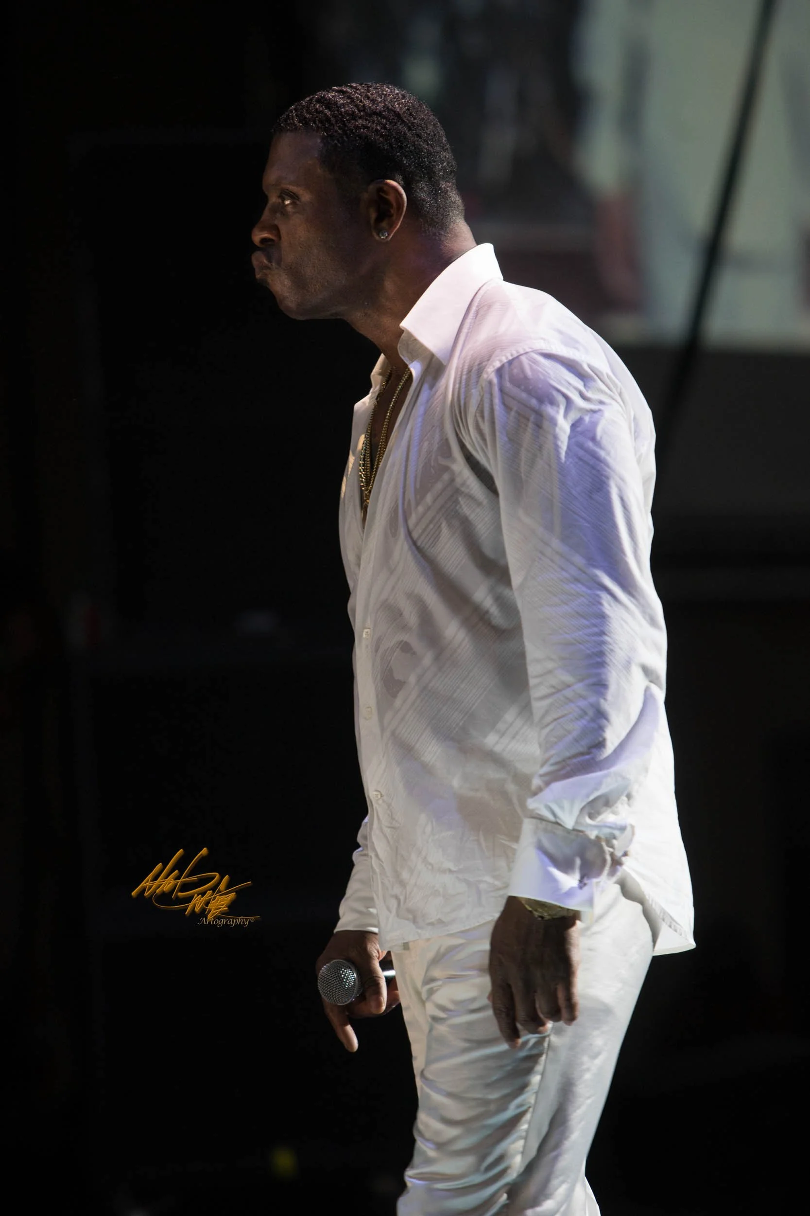 Concert photography featuring KEITH SWEAT captured by Nat Carter for Nat Carter Artography. Copyright © Nat Carter, Nat Carter Artography 2022 All Rights Reserved.