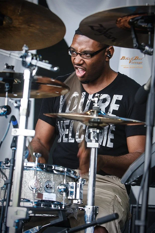 Concert photography featuring MINT CONDITION captured by Nat Carter for Nat Carter Artography. Copyright © Nat Carter, Nat Carter Artography 2022 All Rights Reserved.