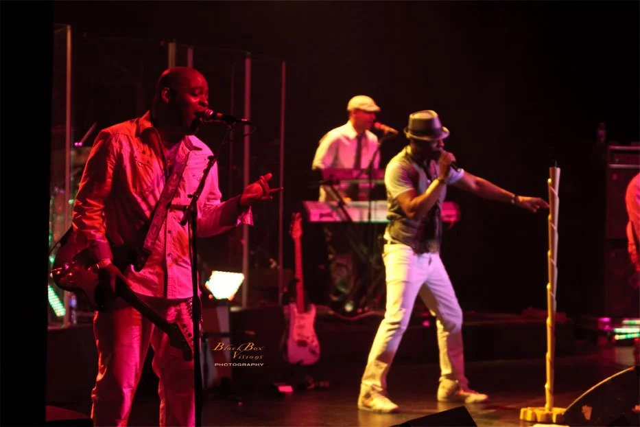 Concert photography featuring MINT CONDITION captured by Nat Carter for Nat Carter Artography. Copyright © Nat Carter, Nat Carter Artography 2022 All Rights Reserved.