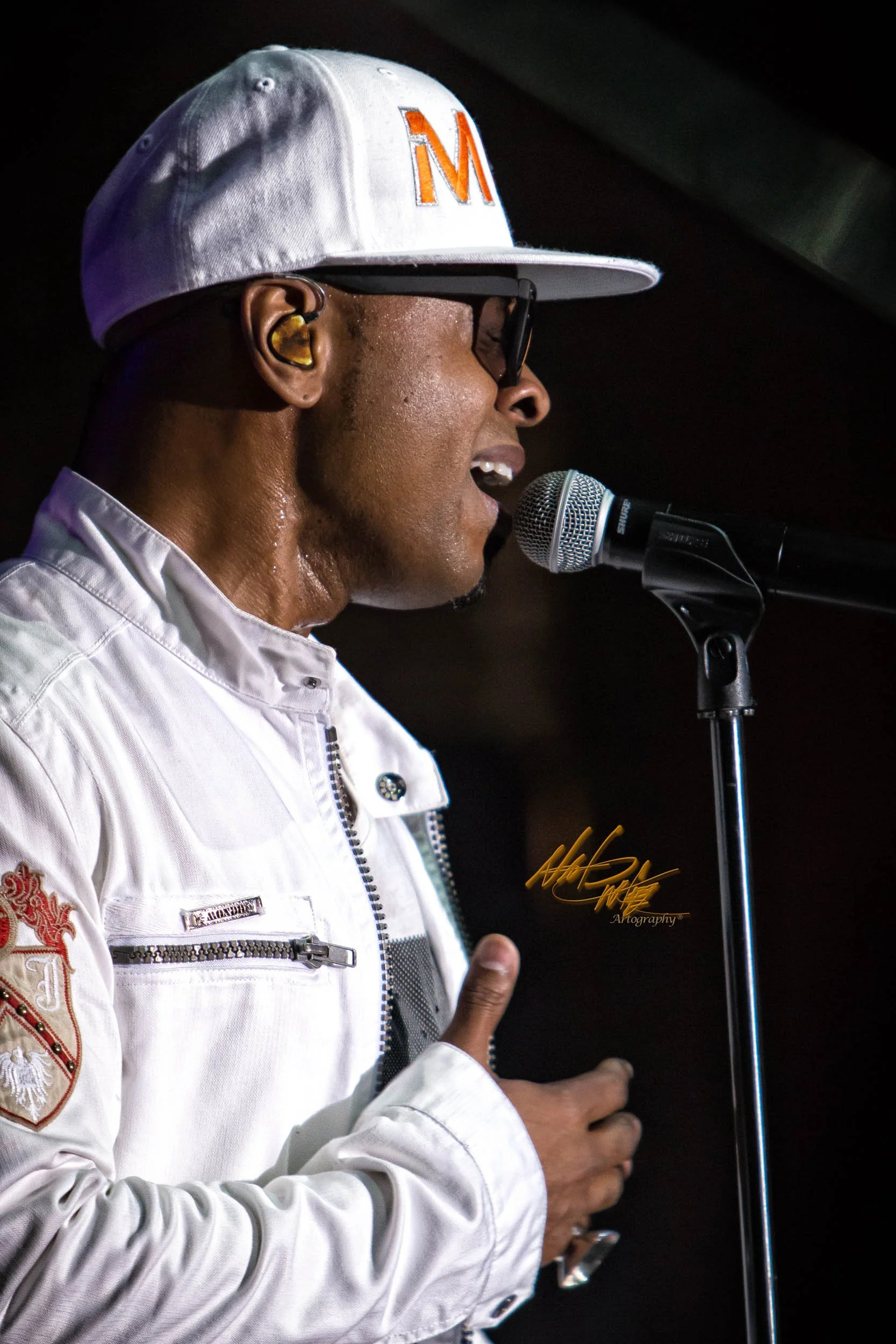 Concert photography featuring MINT CONDITION captured by Nat Carter for Nat Carter Artography. Copyright © Nat Carter, Nat Carter Artography 2022 All Rights Reserved.