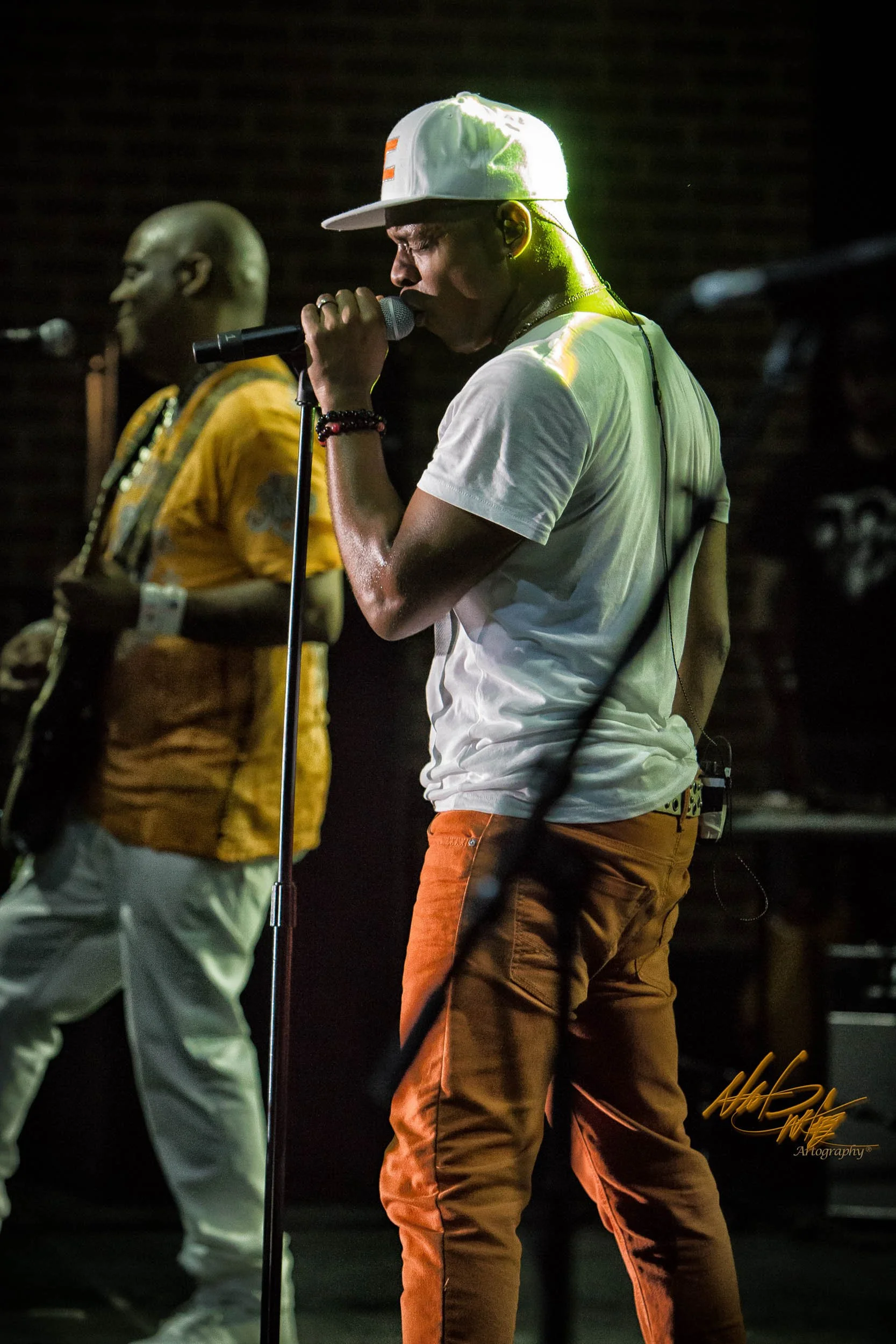 Concert photography featuring MINT CONDITION captured by Nat Carter for Nat Carter Artography. Copyright © Nat Carter, Nat Carter Artography 2022 All Rights Reserved.