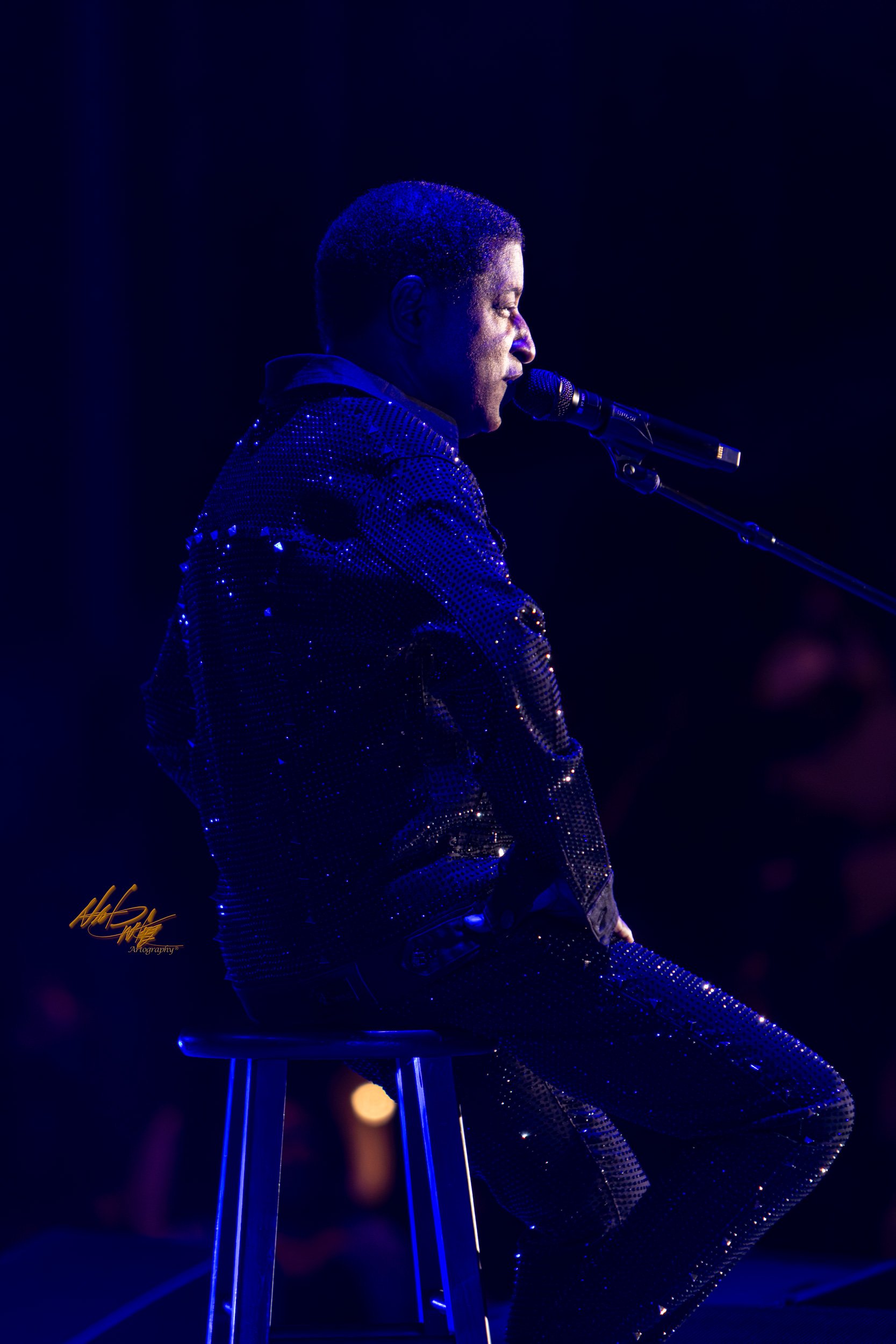 Concert photography featuring Babyface captured by Nat Carter.