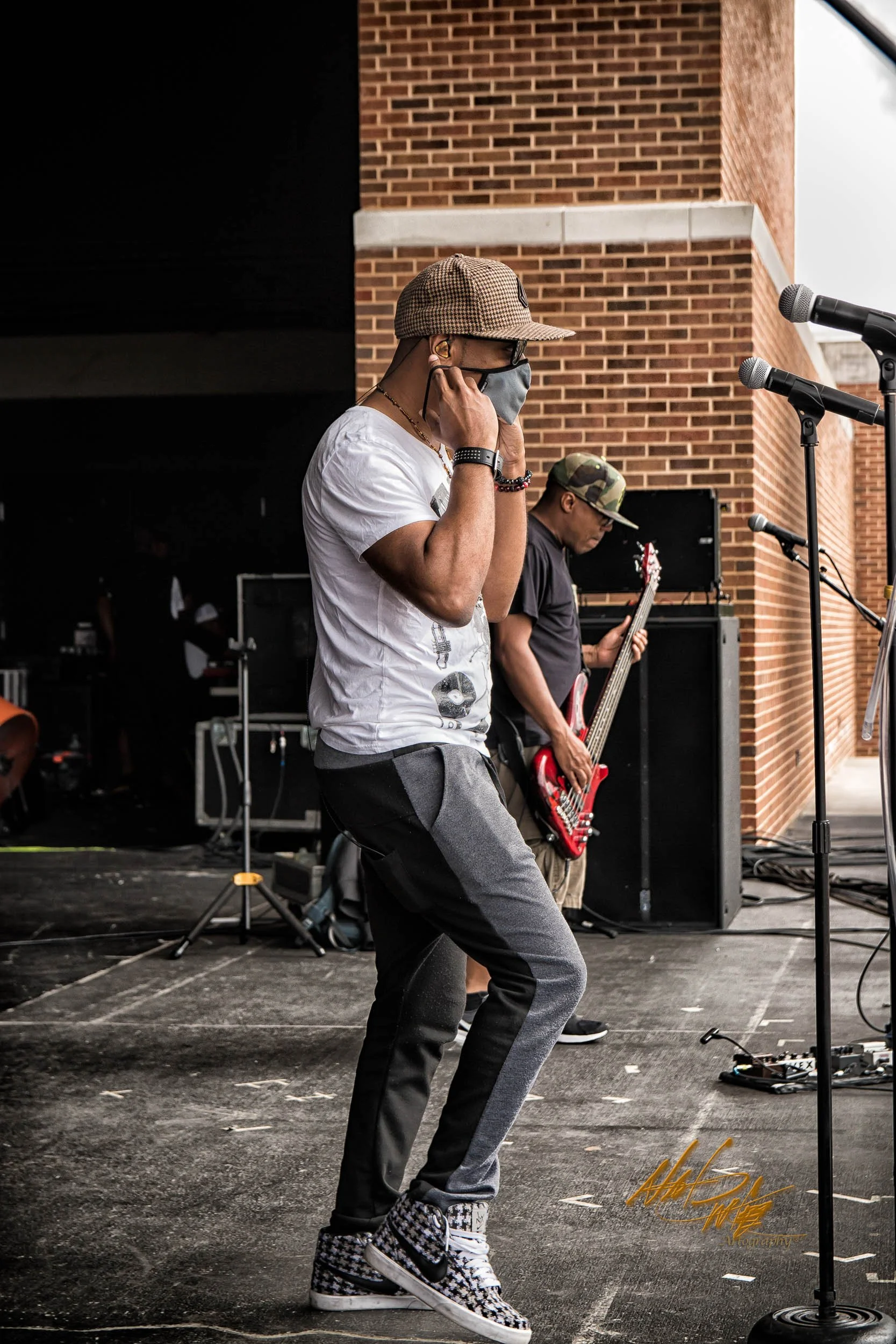 Concert photography featuring MINT CONDITION captured by Nat Carter for Nat Carter Artography. Copyright © Nat Carter, Nat Carter Artography 2022 All Rights Reserved.