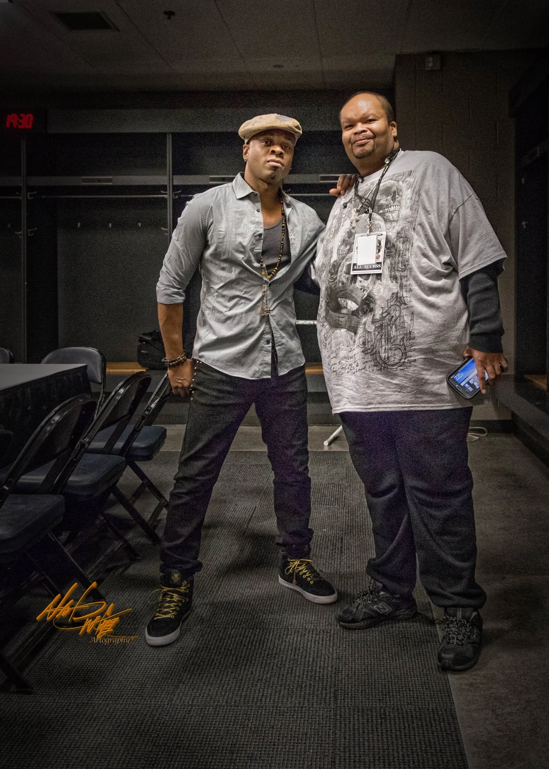 Concert photography featuring MINT CONDITION captured by Nat Carter for Nat Carter Artography. Copyright © Nat Carter, Nat Carter Artography 2022 All Rights Reserved.