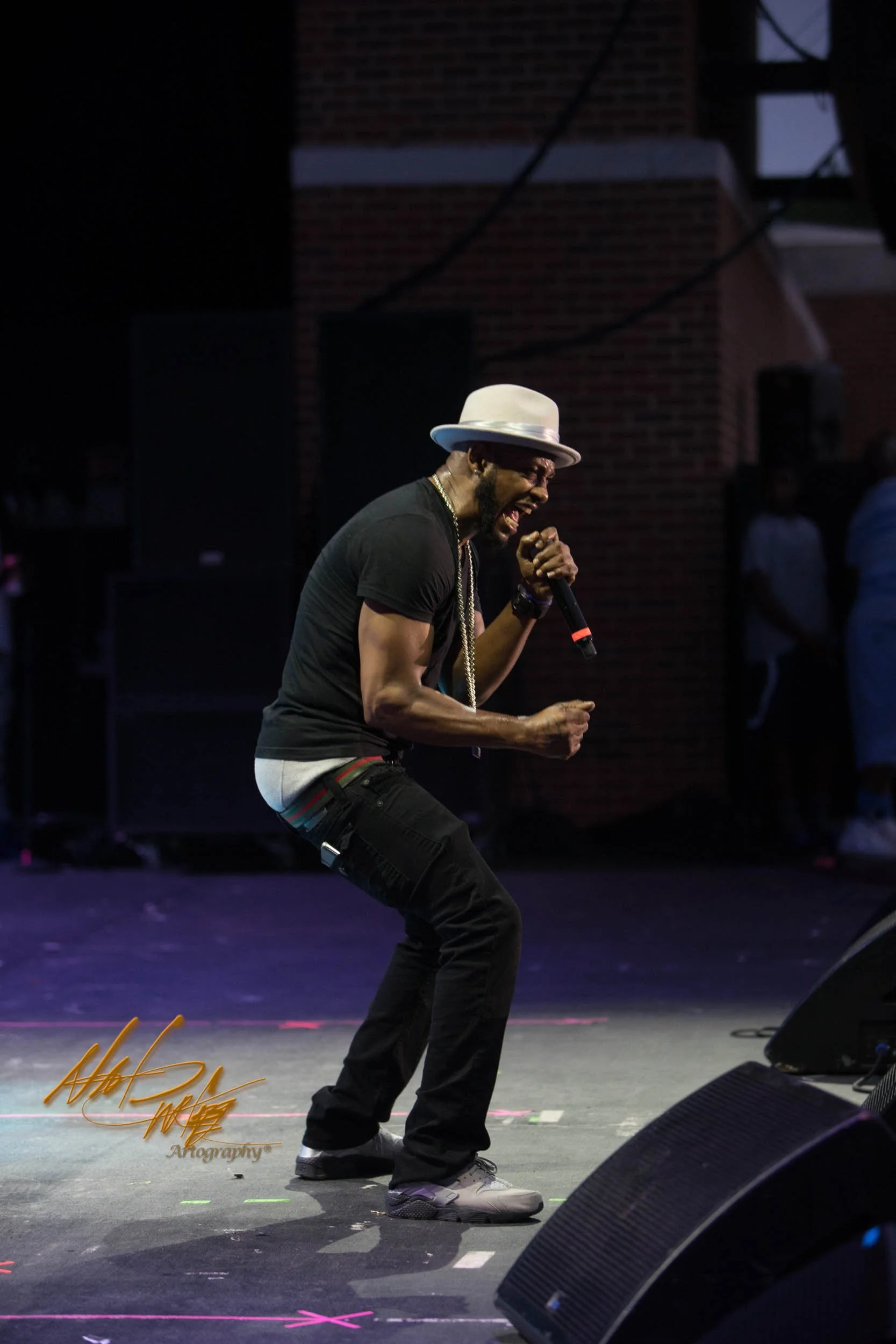 Concert photography featuring MYSTIKAL captured by Nat Carter for Nat Carter Artography. Copyright © Nat Carter, Nat Carter Artography 2022 All Rights Reserved.