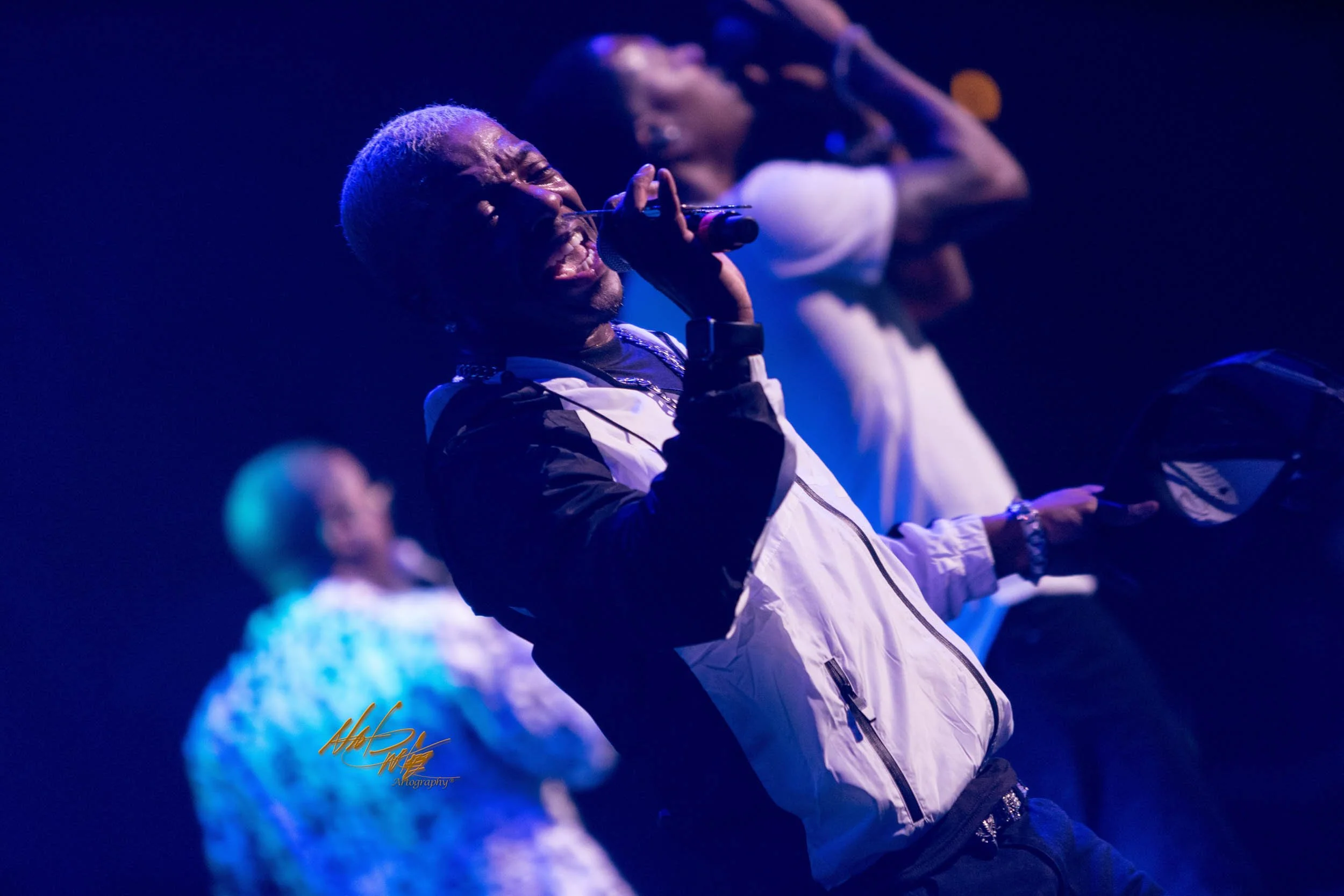Concert photography featuring DRU HILL captured by Nat Carter for Nat Carter Artography. Copyright © Nat Carter Nat Carter Artography 2022 All Rights Reserved.