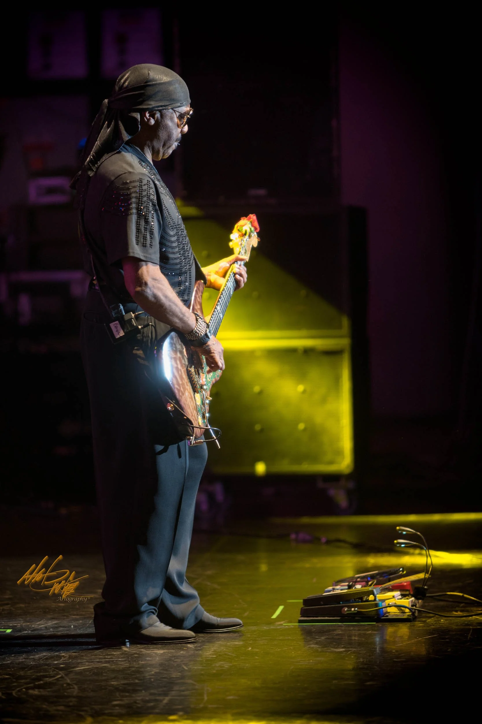 The ISLEY BROTHERS captured by Nat Carter for Nat Carter Artography. Copyright © Nat Carter Nat Carter Artography 2022 All Rights Reserved.