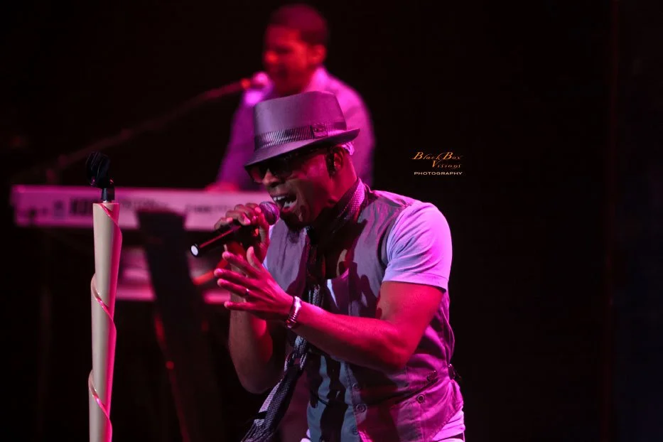 Concert photography featuring MINT CONDITION captured by Nat Carter for Nat Carter Artography. Copyright © Nat Carter, Nat Carter Artography 2022 All Rights Reserved.