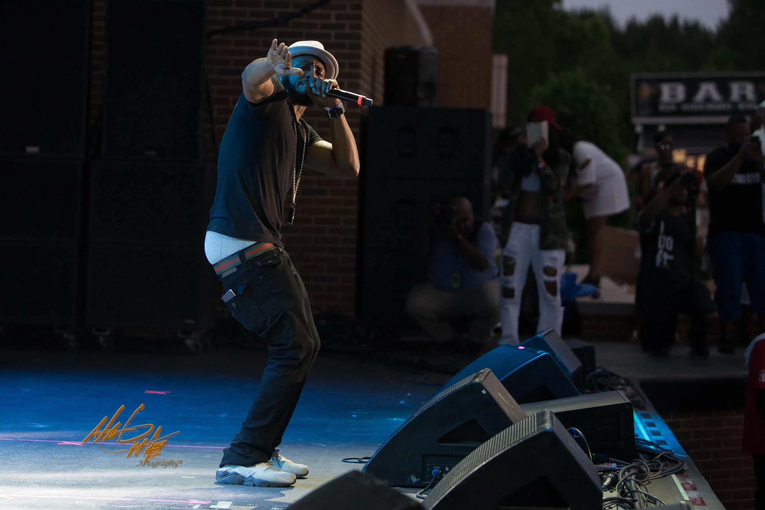 Concert photography featuring MYSTIKAL captured by Nat Carter for Nat Carter Artography. Copyright © Nat Carter, Nat Carter Artography 2022 All Rights Reserved.