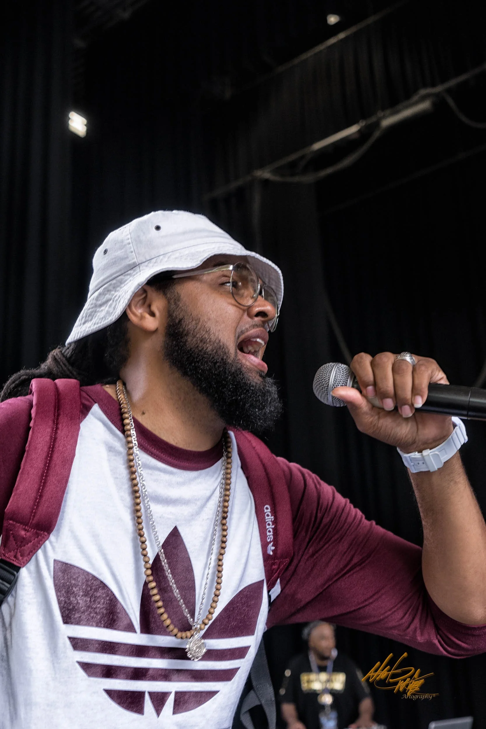 Jane Eugene & LOOSE ENDS captured by Nat Carter for Nat Carter Artography. Copyright © Nat Carter Nat Carter Artography 2022 All Rights Reserved.