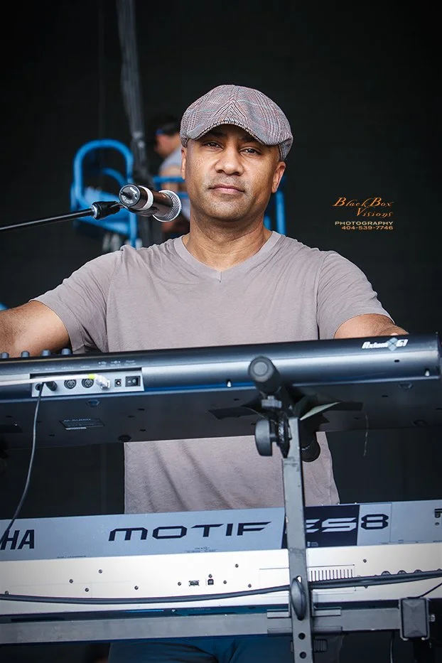 Concert photography featuring MINT CONDITION captured by Nat Carter for Nat Carter Artography. Copyright © Nat Carter, Nat Carter Artography 2022 All Rights Reserved.