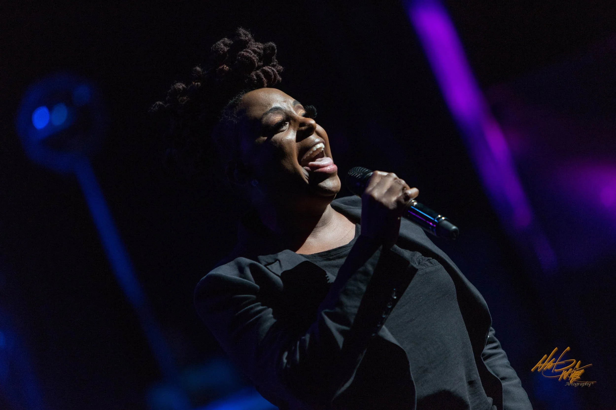  LEDISI captured by Nat Carter for Nat Carter Artography. Copyright © Nat Carter Nat Carter Artography 2022 All Rights Reserved.