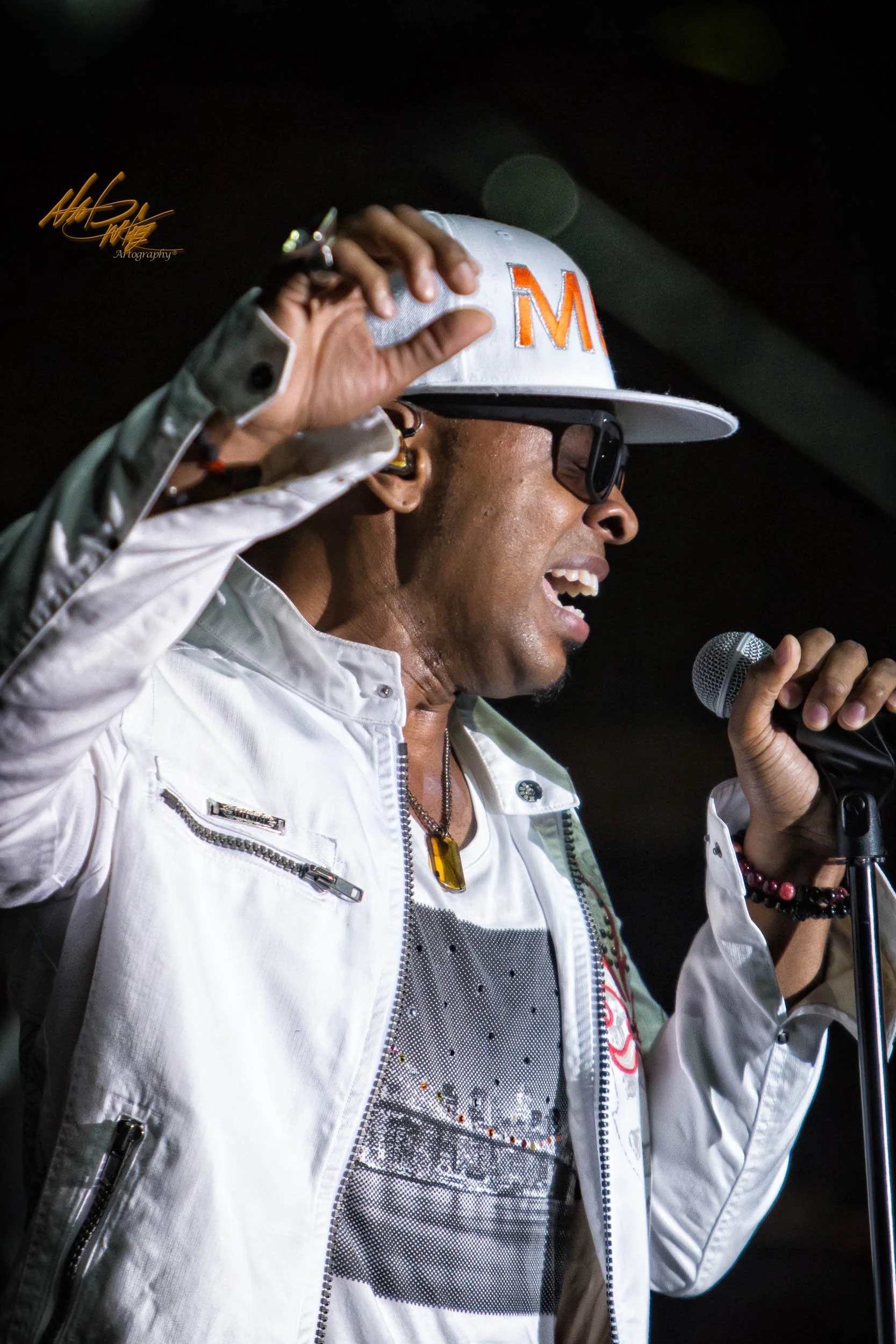 Concert photography featuring MINT CONDITION captured by Nat Carter for Nat Carter Artography. Copyright © Nat Carter, Nat Carter Artography 2022 All Rights Reserved.