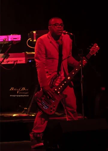 Concert photography featuring MINT CONDITION captured by Nat Carter for Nat Carter Artography. Copyright © Nat Carter, Nat Carter Artography 2022 All Rights Reserved.