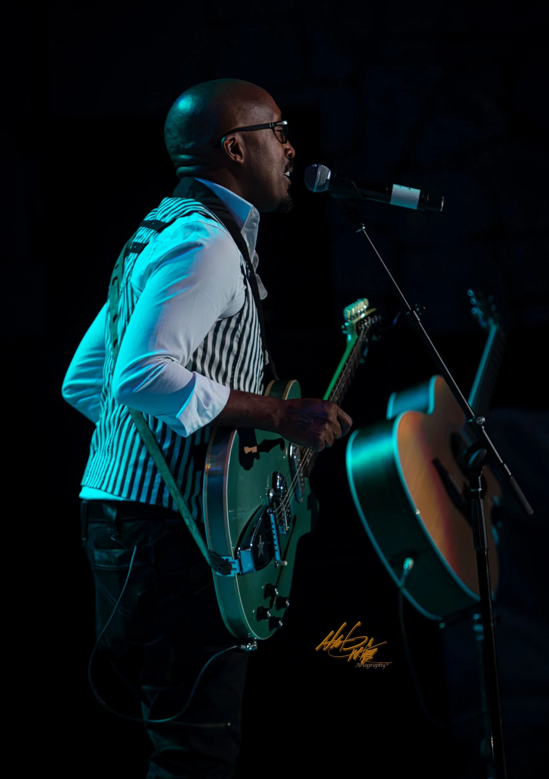 Tony! Toni! Toné! captured by Nat Carter for Nat Carter Artography.