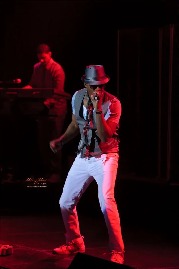 Concert photography featuring MINT CONDITION captured by Nat Carter for Nat Carter Artography. Copyright © Nat Carter, Nat Carter Artography 2022 All Rights Reserved.