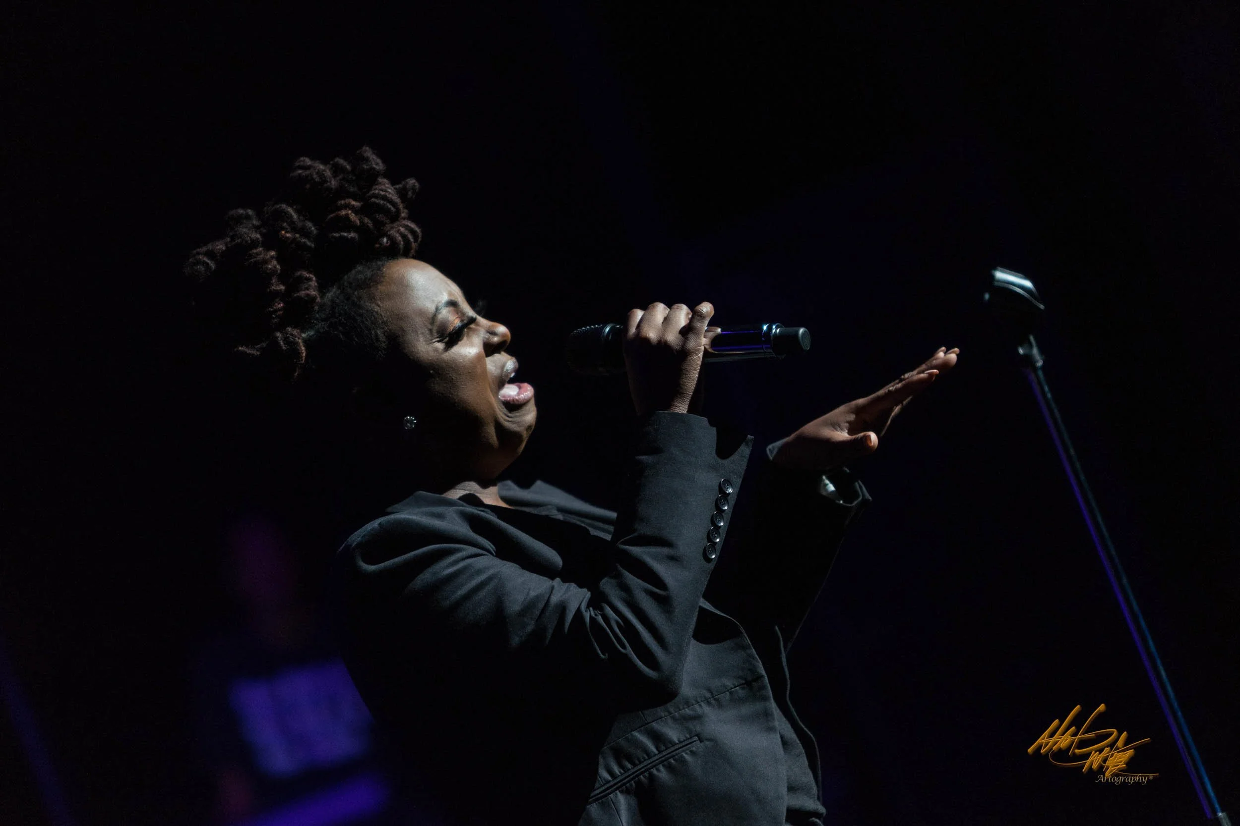  LEDISI captured by Nat Carter for Nat Carter Artography. Copyright © Nat Carter Nat Carter Artography 2022 All Rights Reserved.