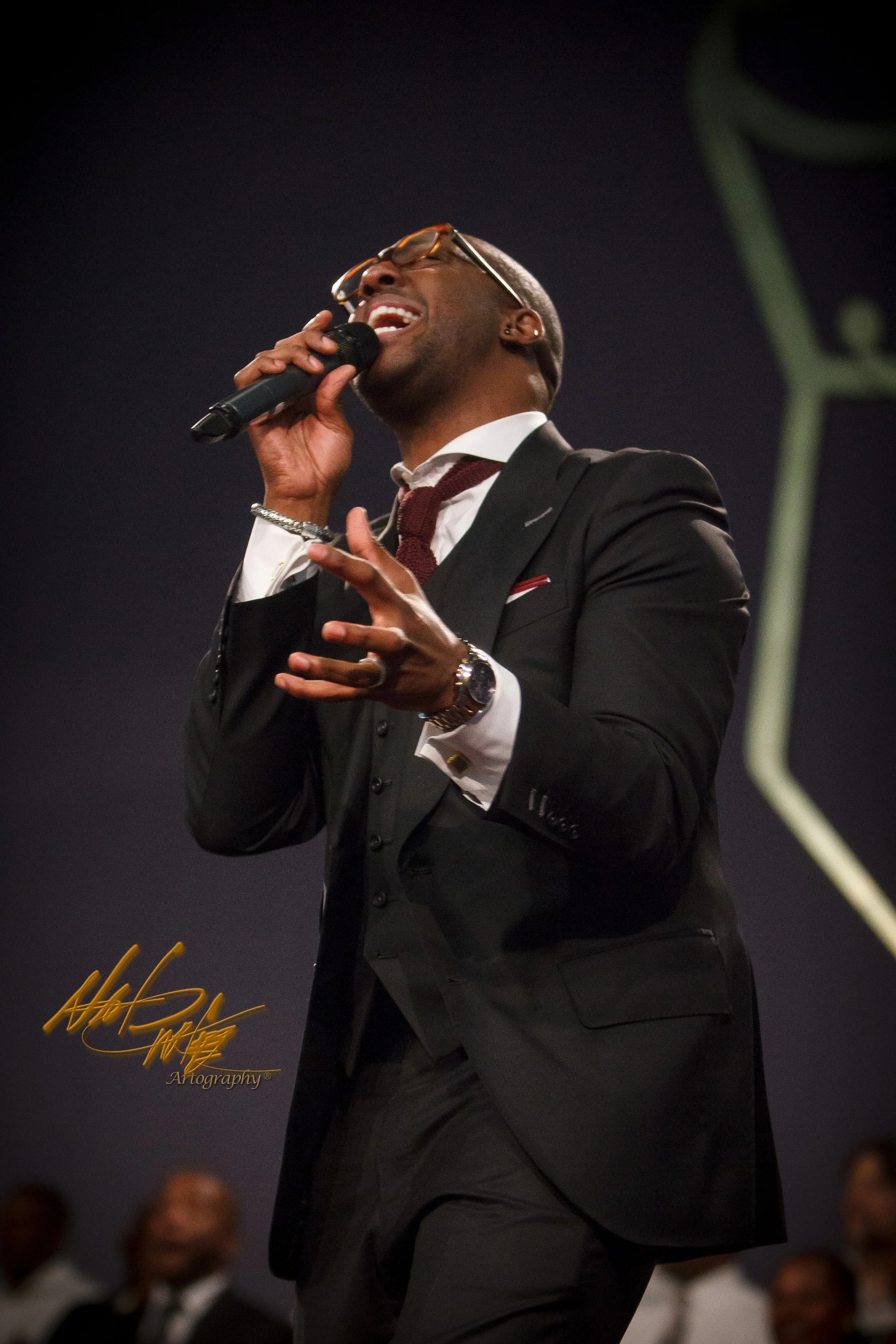 Concert Photography featuring Issac Carri.