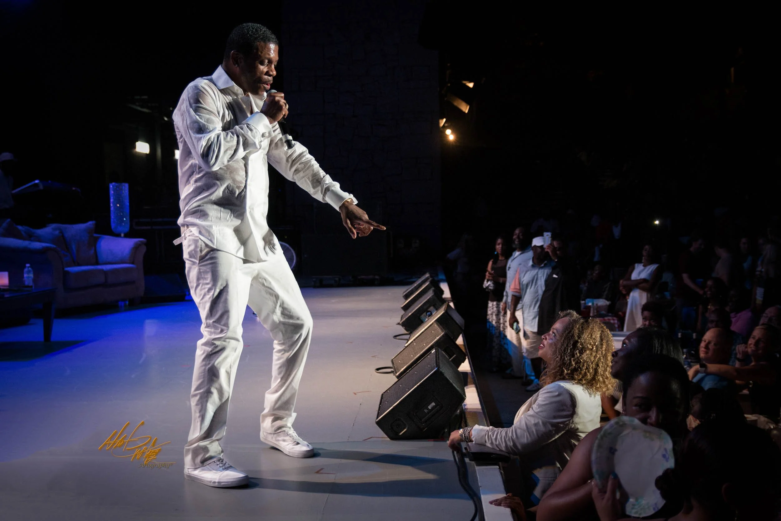 Concert photography featuring KEITH SWEAT captured by Nat Carter for Nat Carter Artography. Copyright © Nat Carter, Nat Carter Artography 2022 All Rights Reserved.