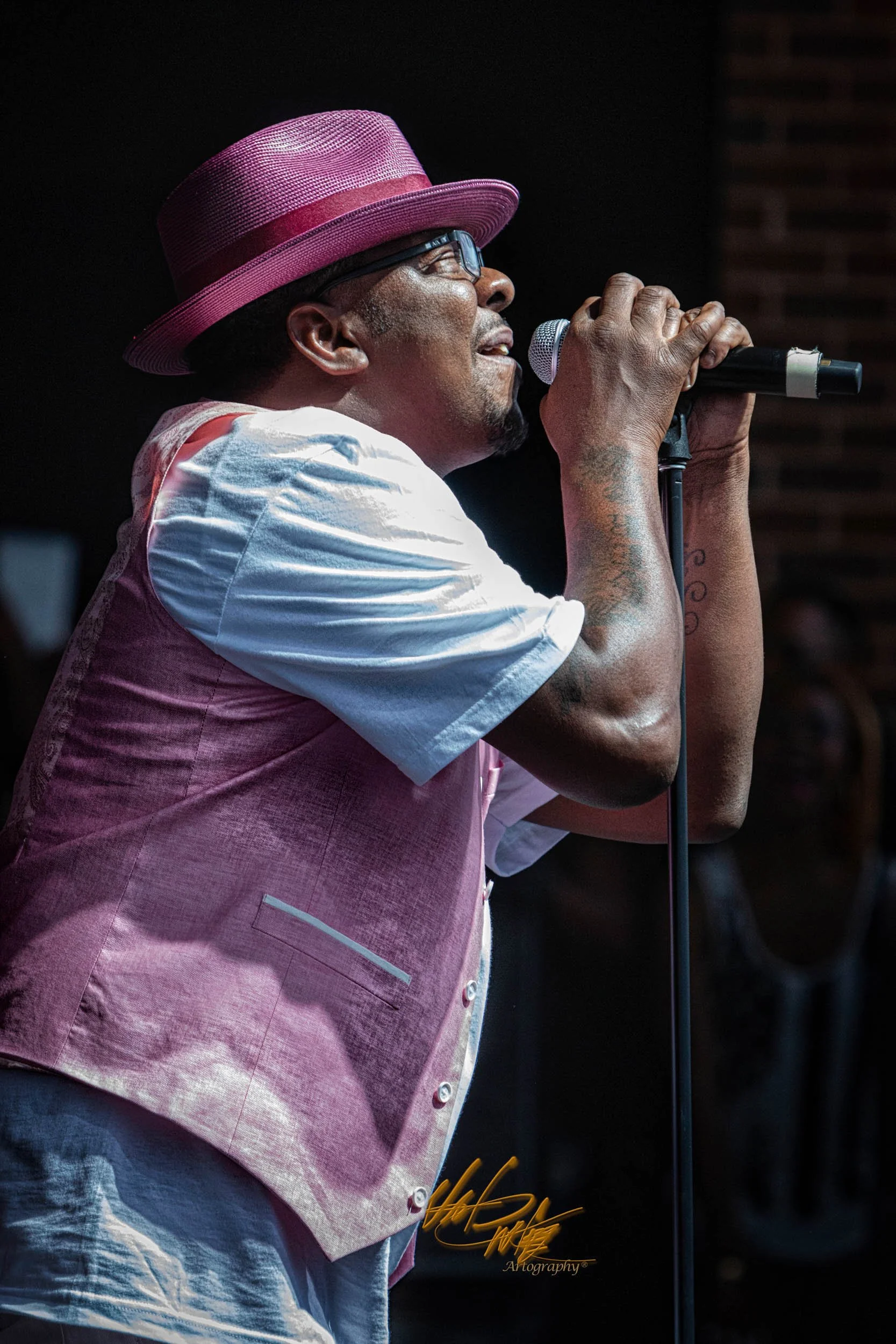 Concert photography featuring MINT BOBBY BROWN captured by Nat Carter for Nat Carter Artography. Copyright © Nat Carter, Nat Carter Artography 2022 All Rights Reserved.
